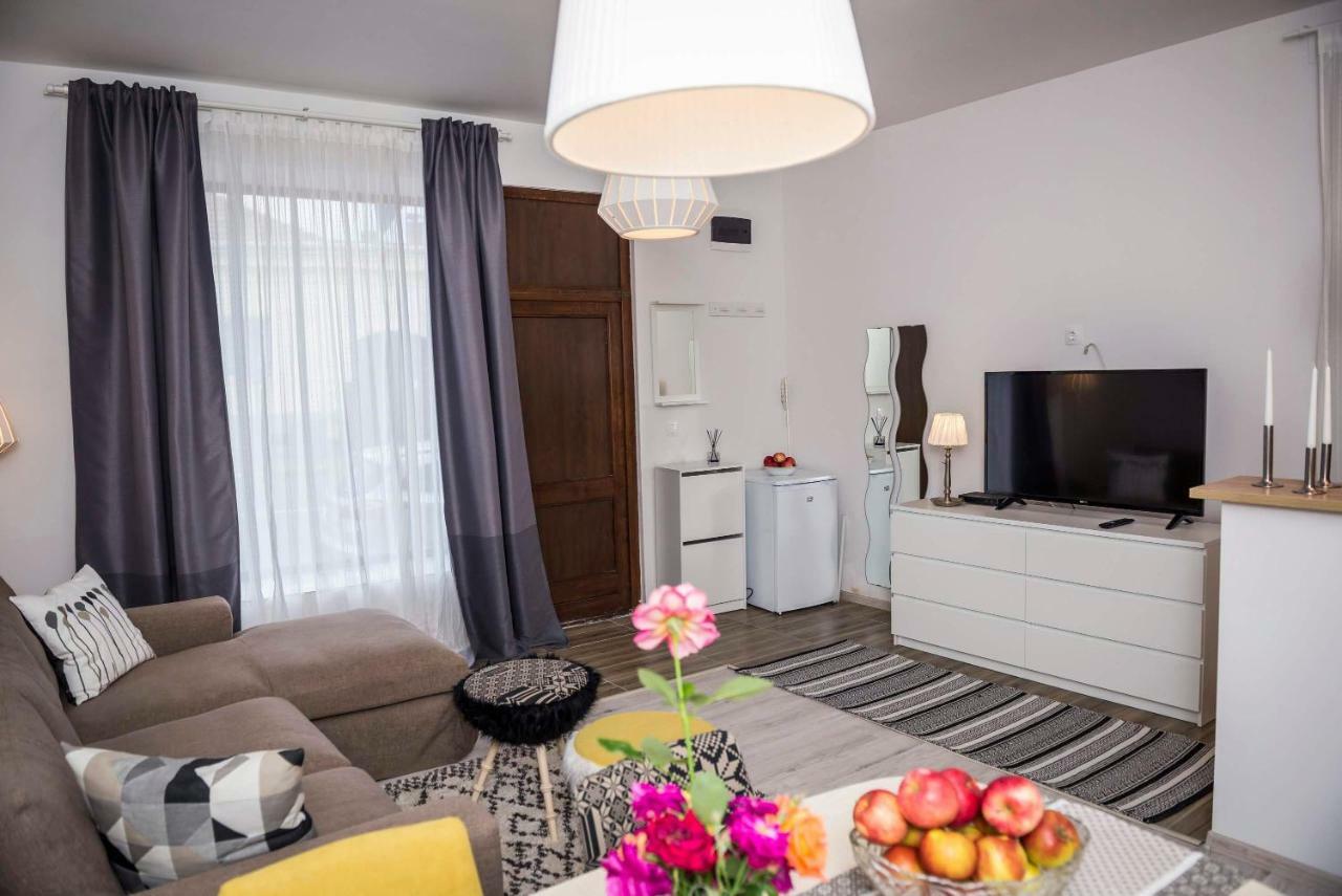Reghin Guest House Exteriér fotografie